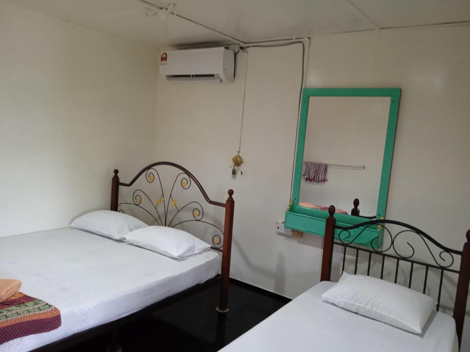 Nazri Nipah Camp Pangkor Hotel Kampung Teluk Nipah Phòng bức ảnh